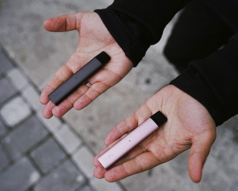 A photo of THC concentrate vape pens which can cause Cannabis Induced Psychosis.