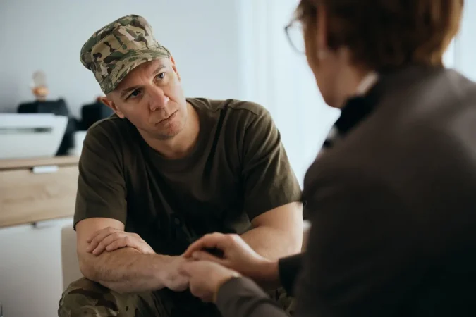 how to help a veteran with depression